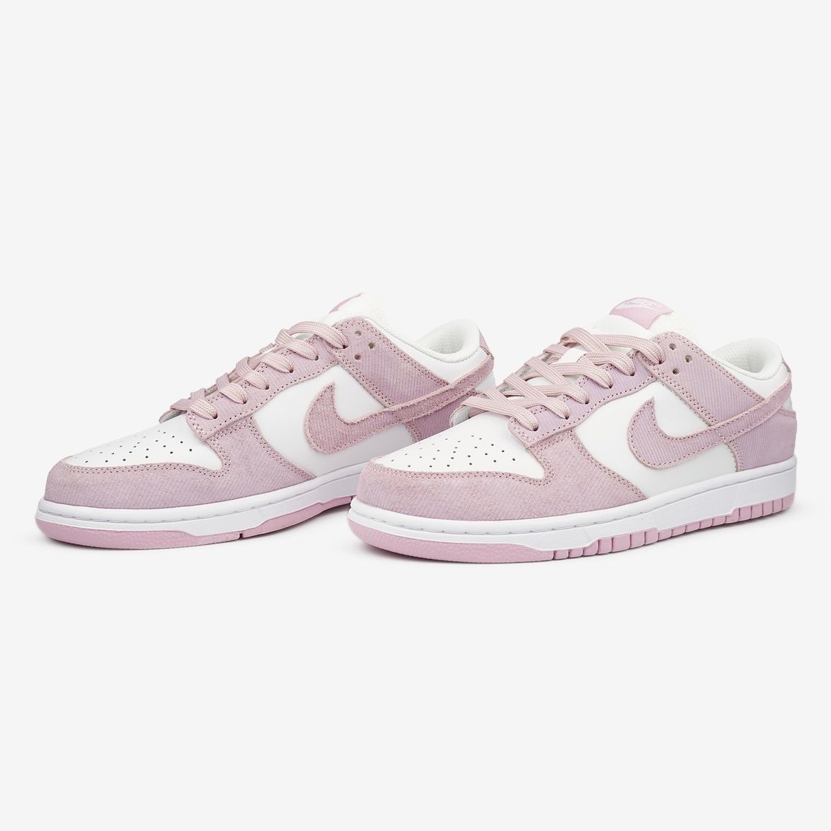 Nike SB Dunk Low Pink Corduroy 0394 фото