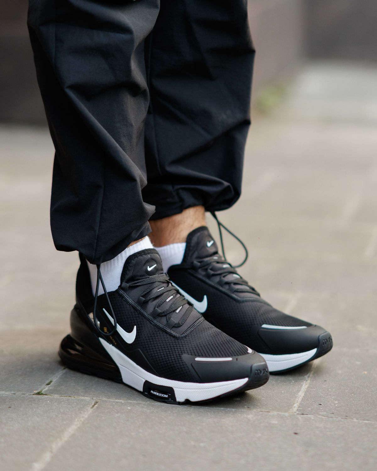 Кросівки Nike Air Max 270 Gore-Tex Black White NK392 фото