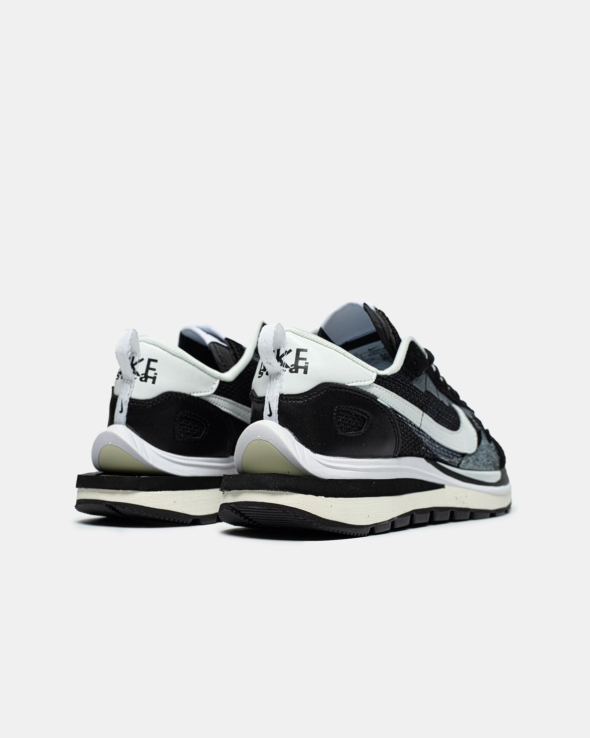 Кросівки Nike Vaporwaffle Sacai Black White nk122 фото