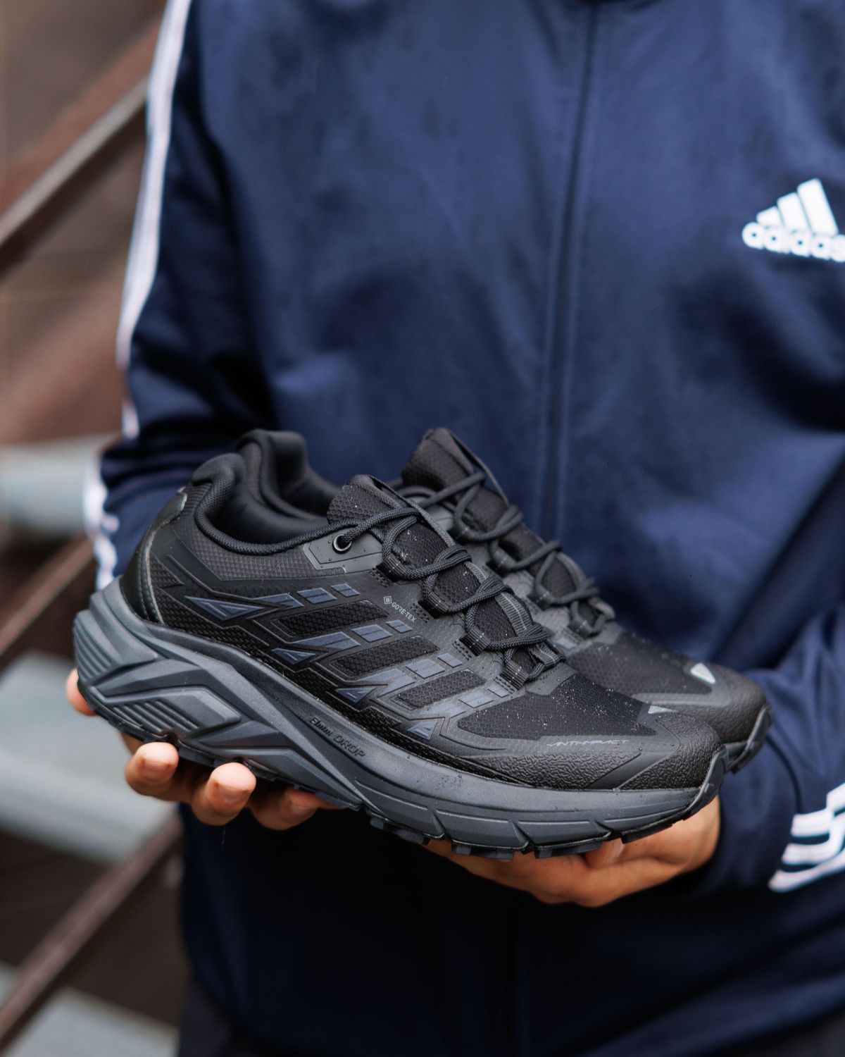 Кросівки Columbia Anti-Impact Gore-Tex Black CL028 фото