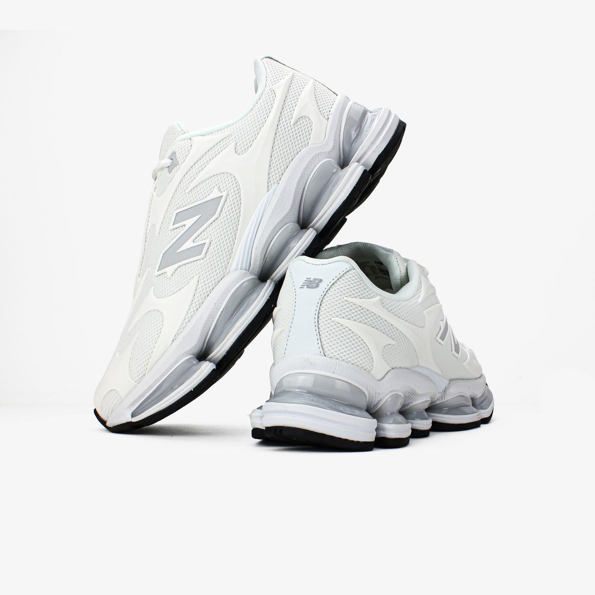 Кросівки New Balance 2000 "White Grey" 406 фото