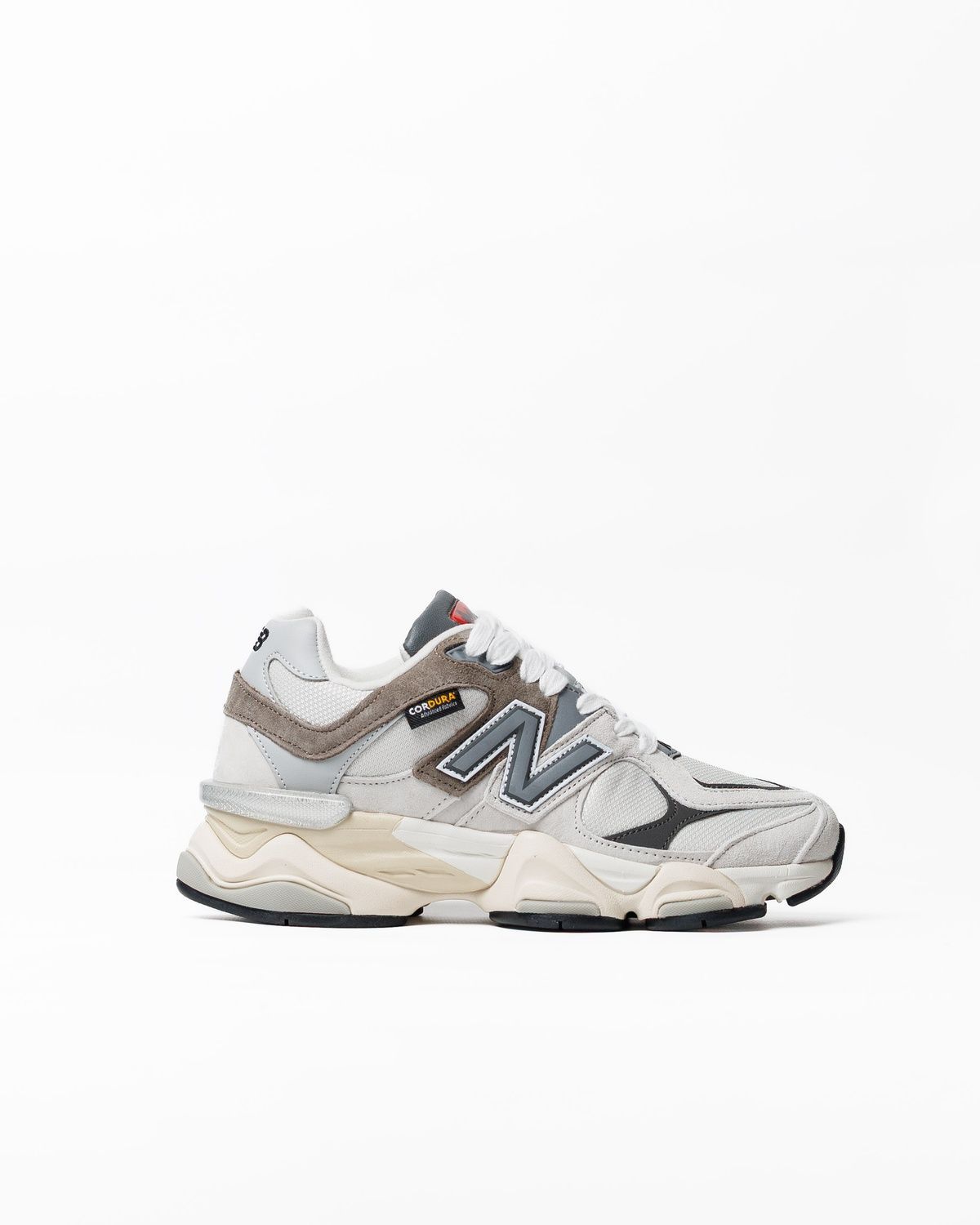Кросівки New Balance 9060 Grey Silver Cordura NB182 фото