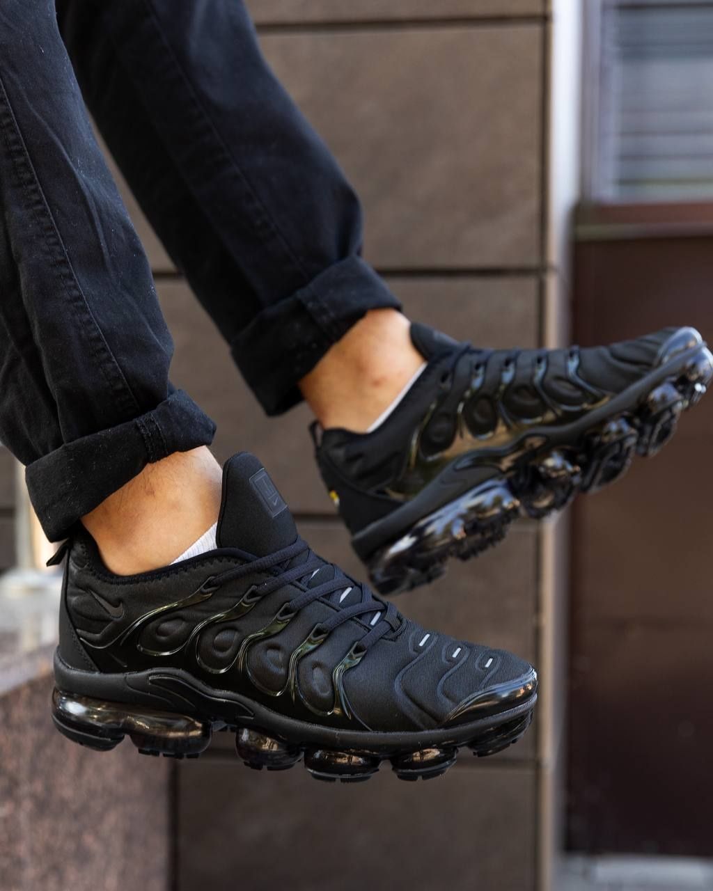 Кросівки Nike Air VaporMax Plus Black NK098 фото