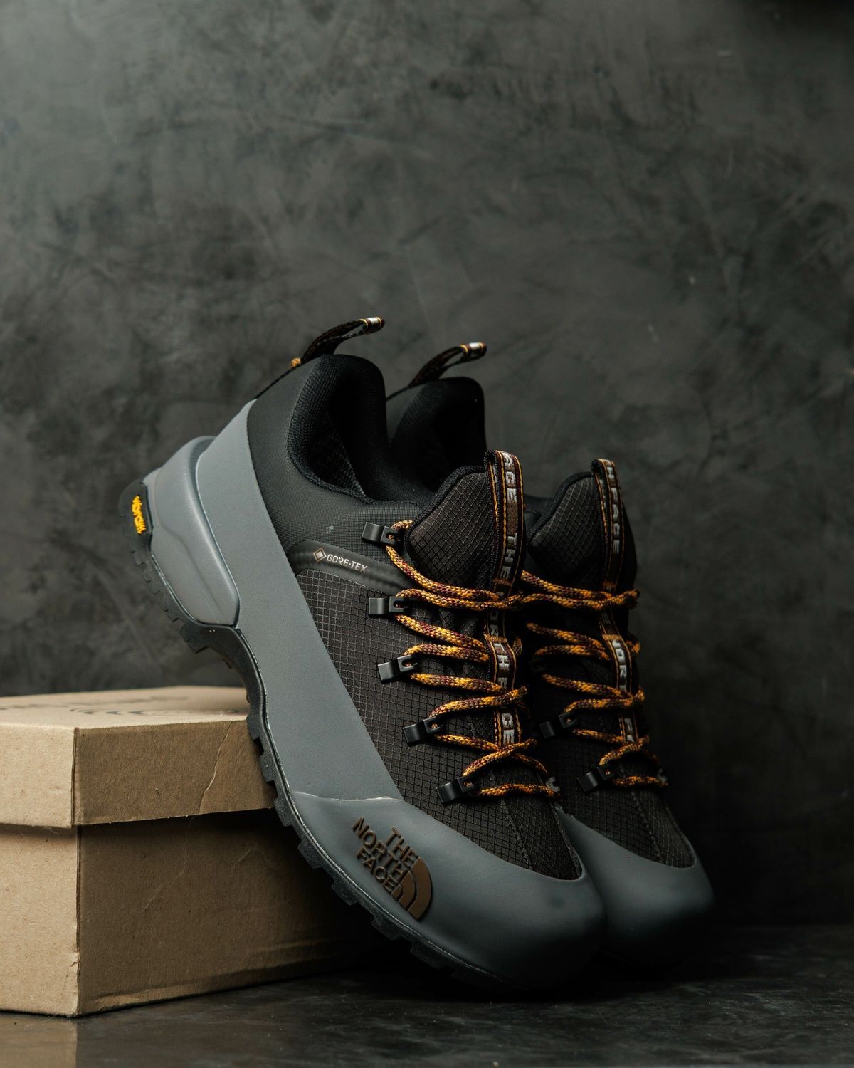 Кросівки The North Face Glenclyffe Low Gore-Tex Black Asphalt Grey TN007 фото