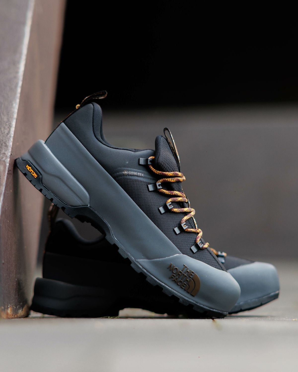 Кросівки The North Face Glenclyffe Low Gore-Tex Black Asphalt Grey TN007 фото
