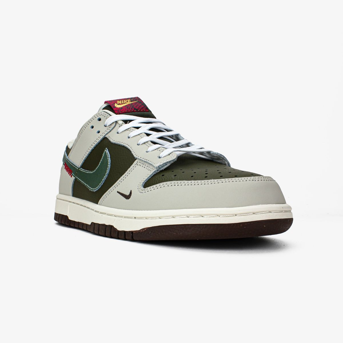 Кросівки Nike Dunk Low Retro Year of the Snake B32 фото