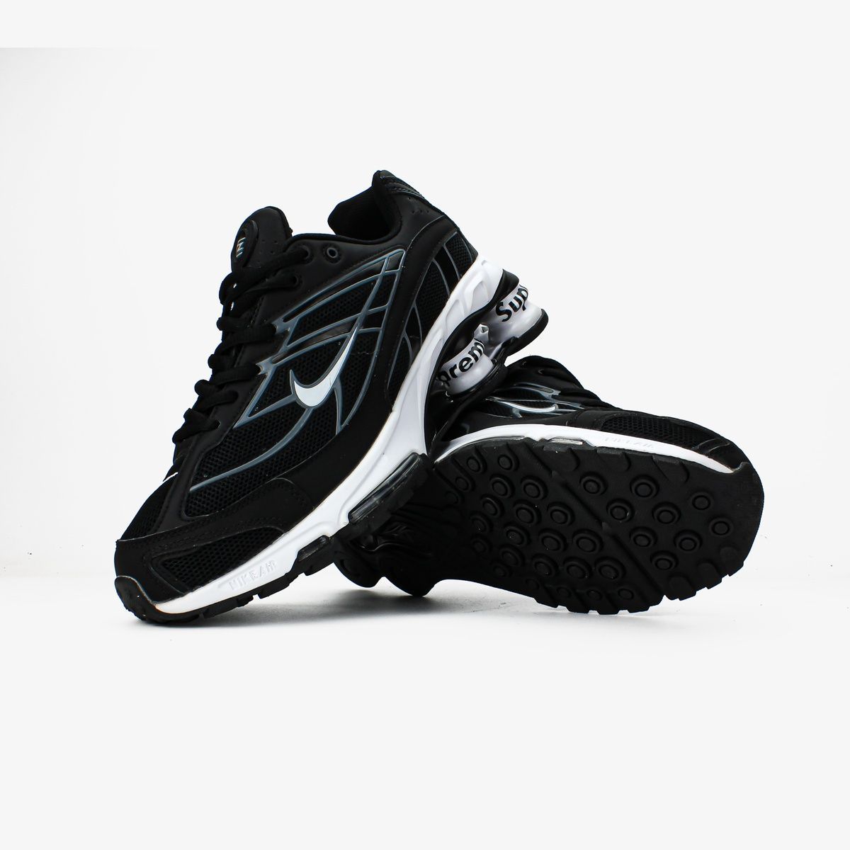 Кросівки Nike Shox Ride 2 Supreme "Black White" B49 фото