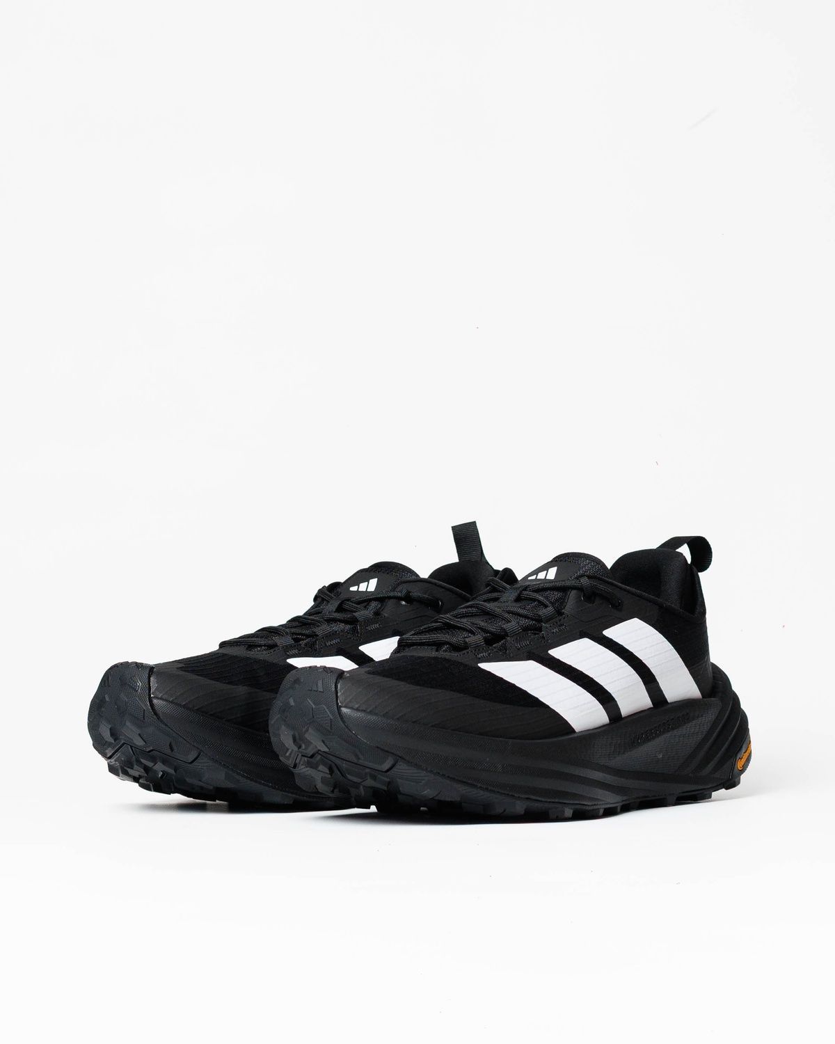 Кросівки Adidas Terrex Freehiker 3 Low Gore-Tex Black White AD123 фото