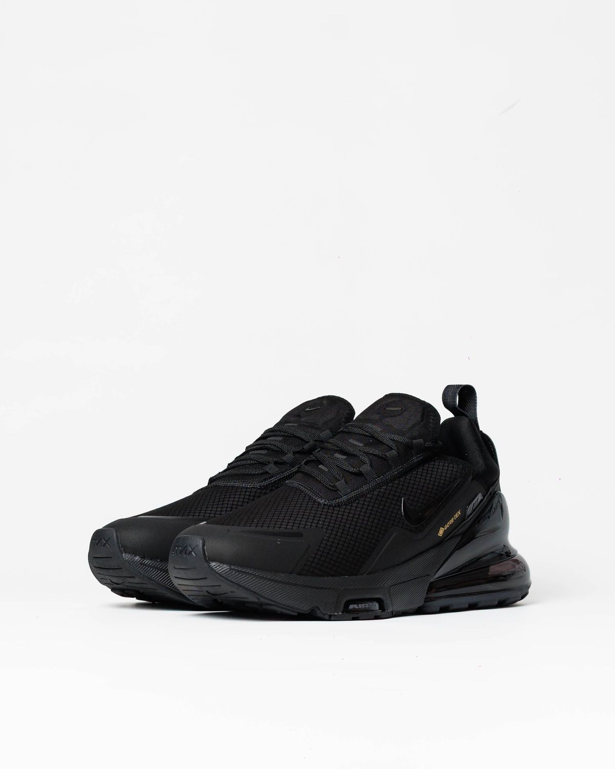 Кросівки Nike Air Max 270 Gore-Tex Triple Black NK393 фото