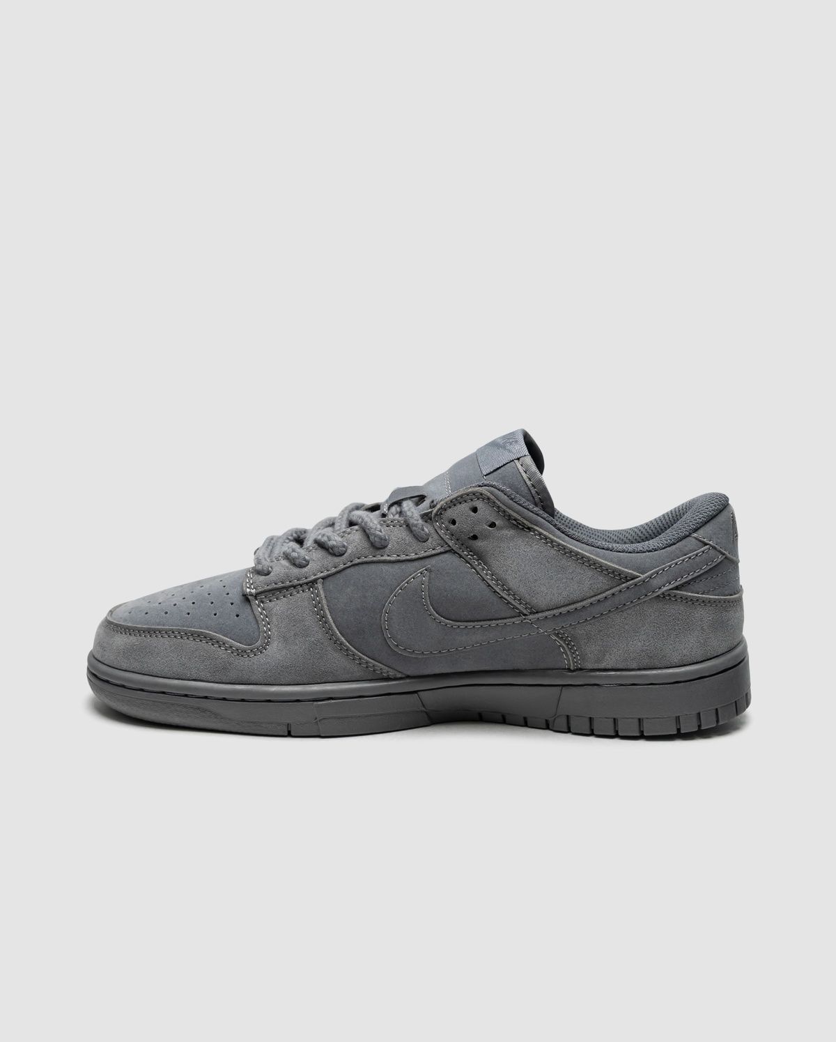 Nike SB Dunk Low x Supreme Grey C-01310 фото