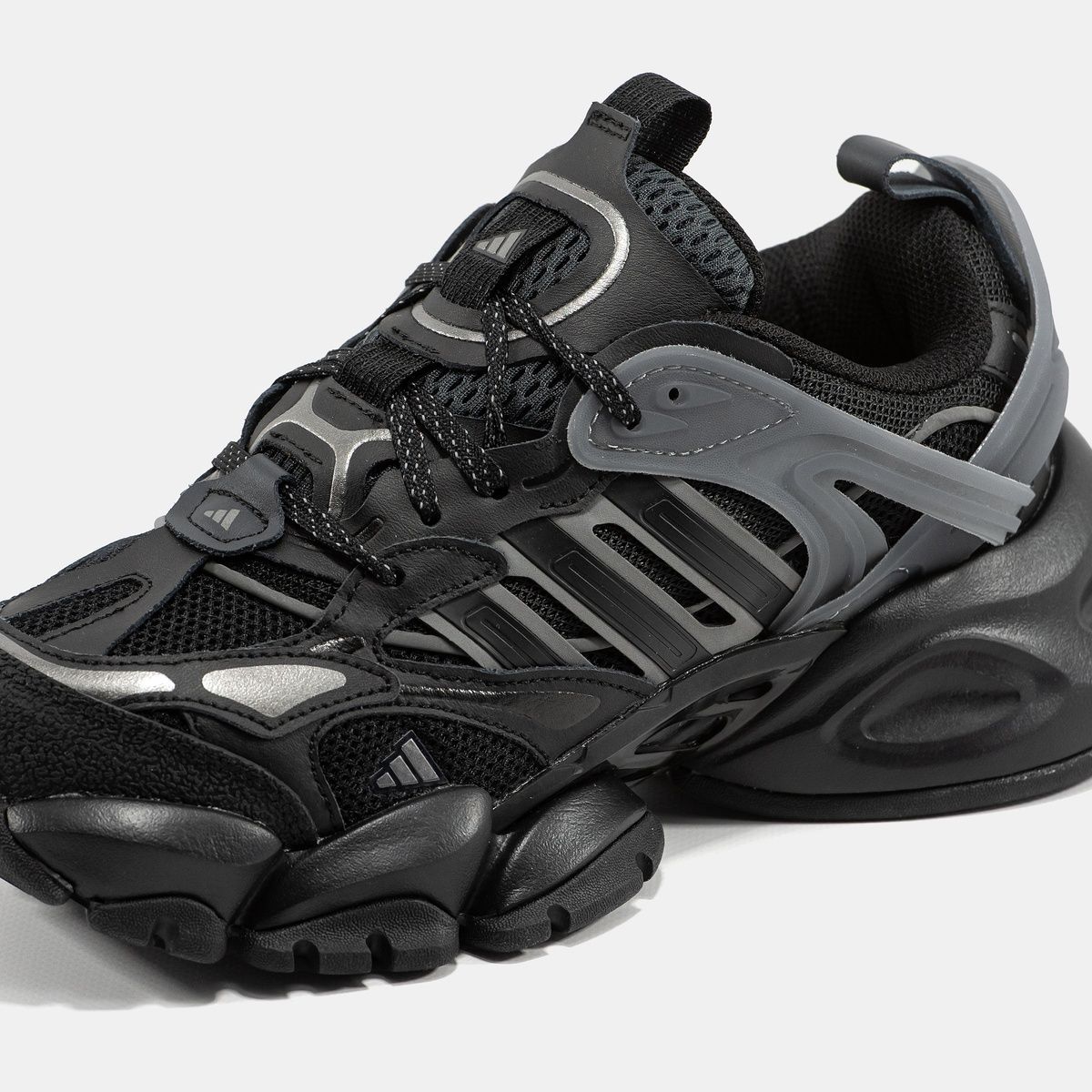Кросівки Adidas Vento XLG 3046 фото
