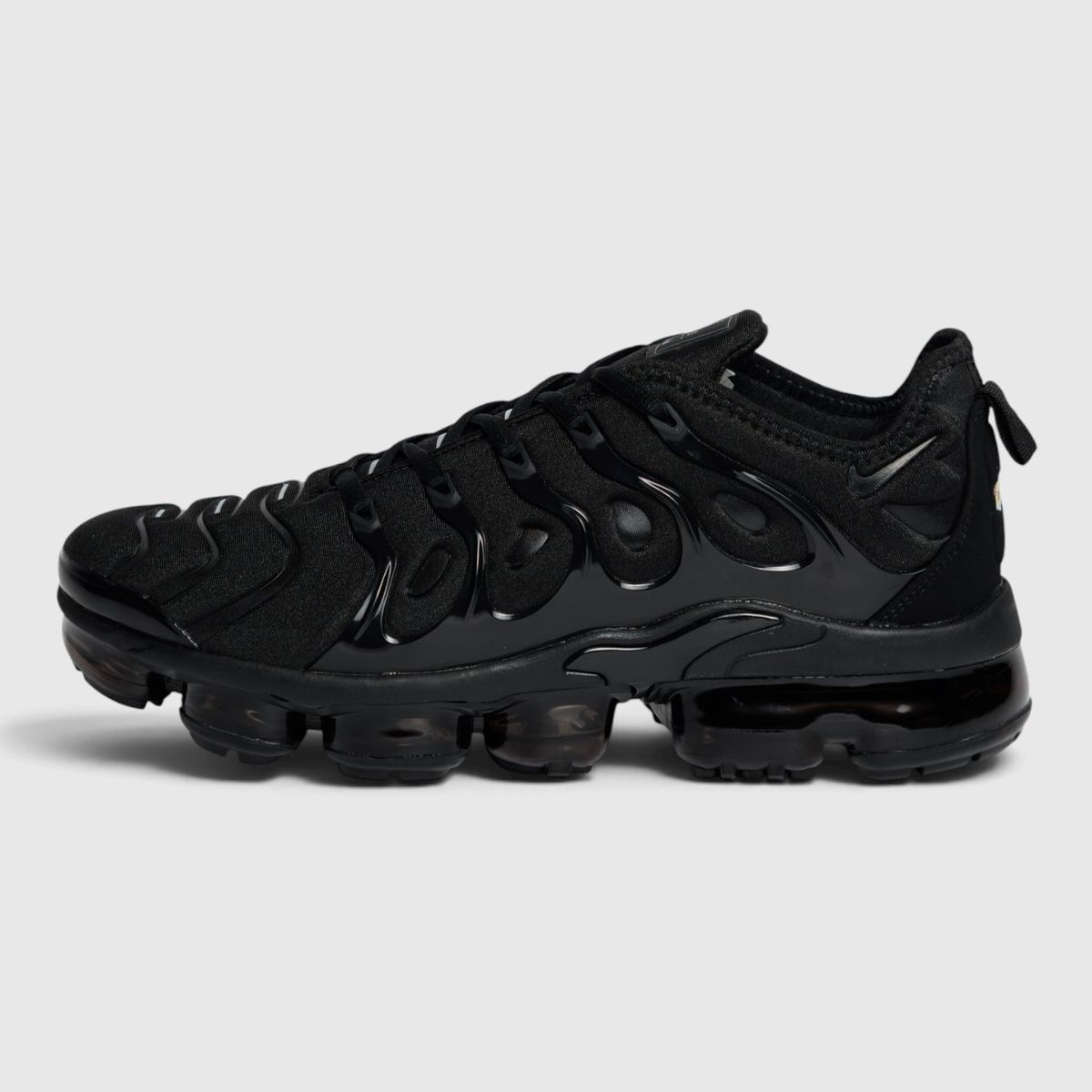 Кросівки Nike Air VaporMax Plus Black NK098 фото