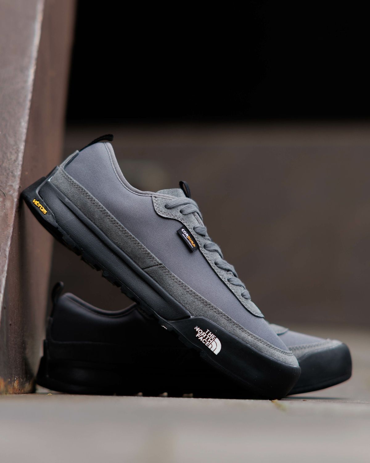 Кросівки The North Face Clyffe Trainers Grey TN005 фото