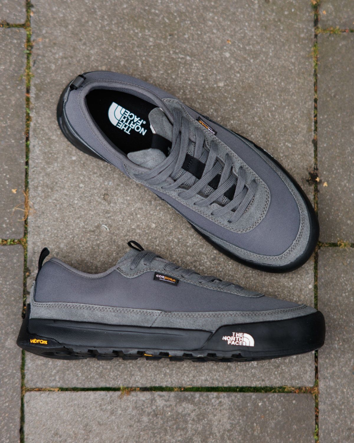 Кросівки The North Face Clyffe Trainers Grey TN005 фото
