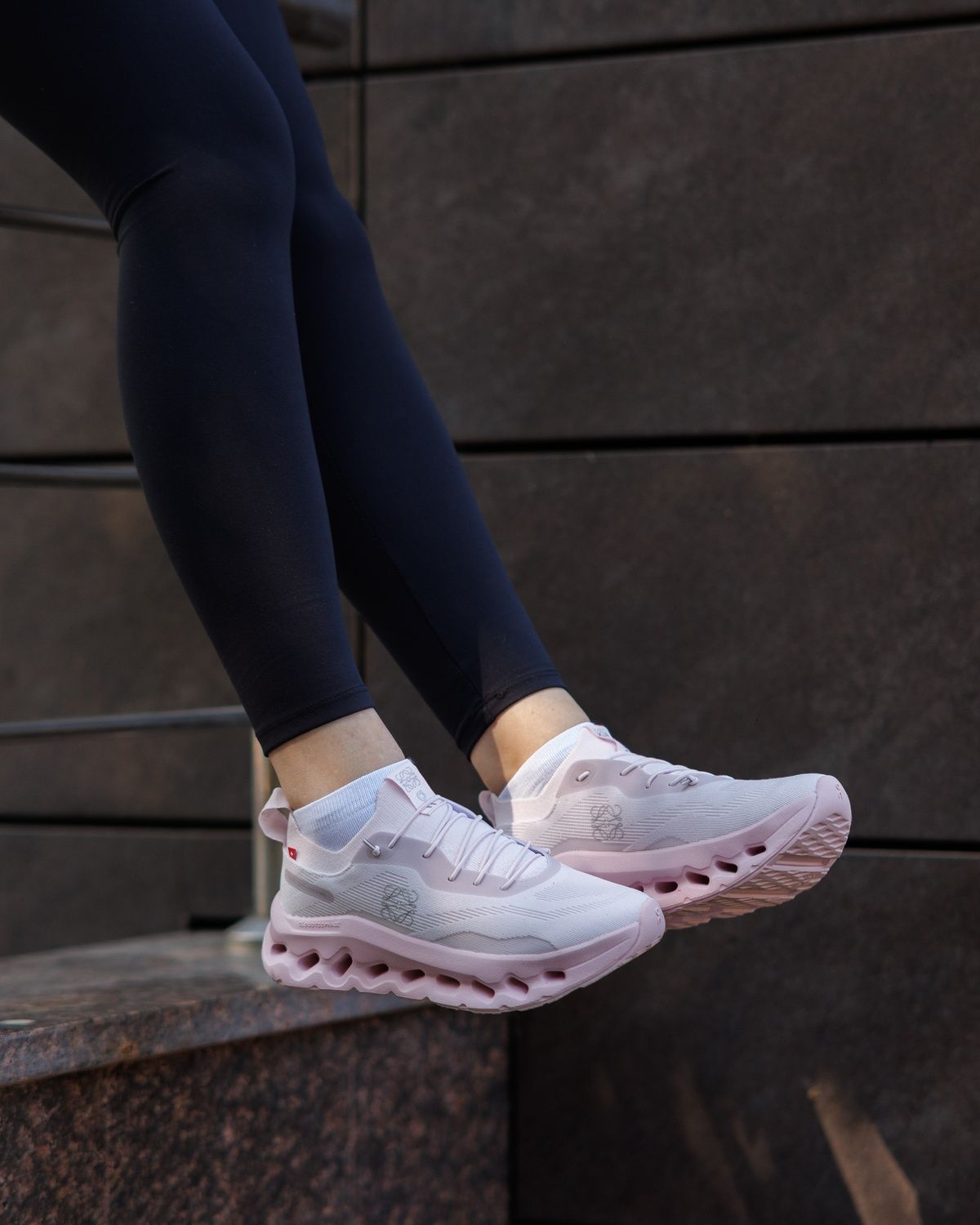 Кросівки Loewe x On Running Cloudtilt Pale Pink ON001 фото