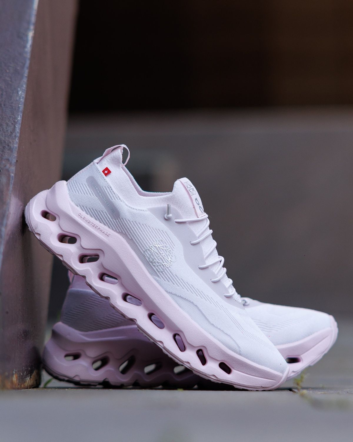Кросівки Loewe x On Running Cloudtilt Pale Pink ON001 фото