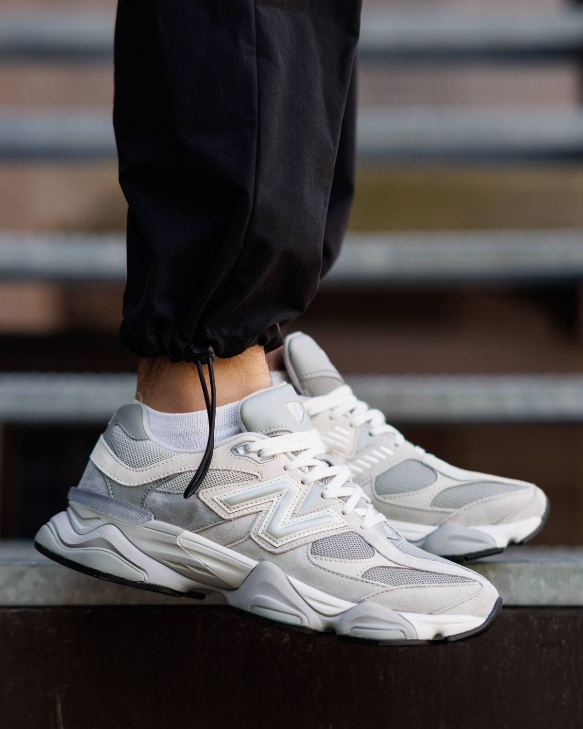 Кросівки New Balance 9060 Shadow Grey NB170 фото Кросівки New Balance 9060 Shadow Grey NB170 фото