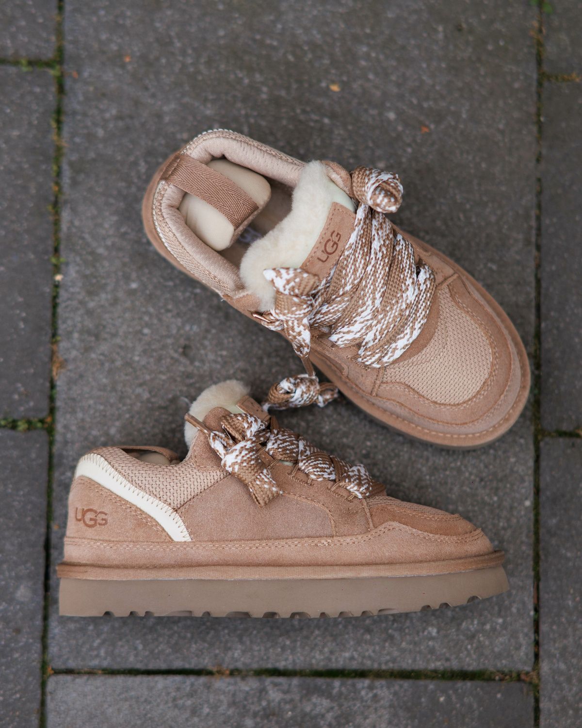 UGG Lowmel Sneaker Beige UG011 фото