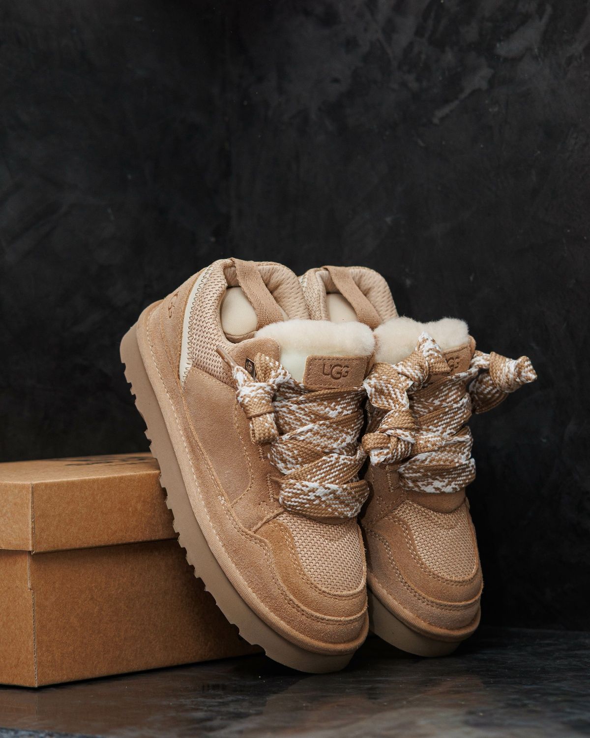 UGG Lowmel Sneaker Beige UG011 фото