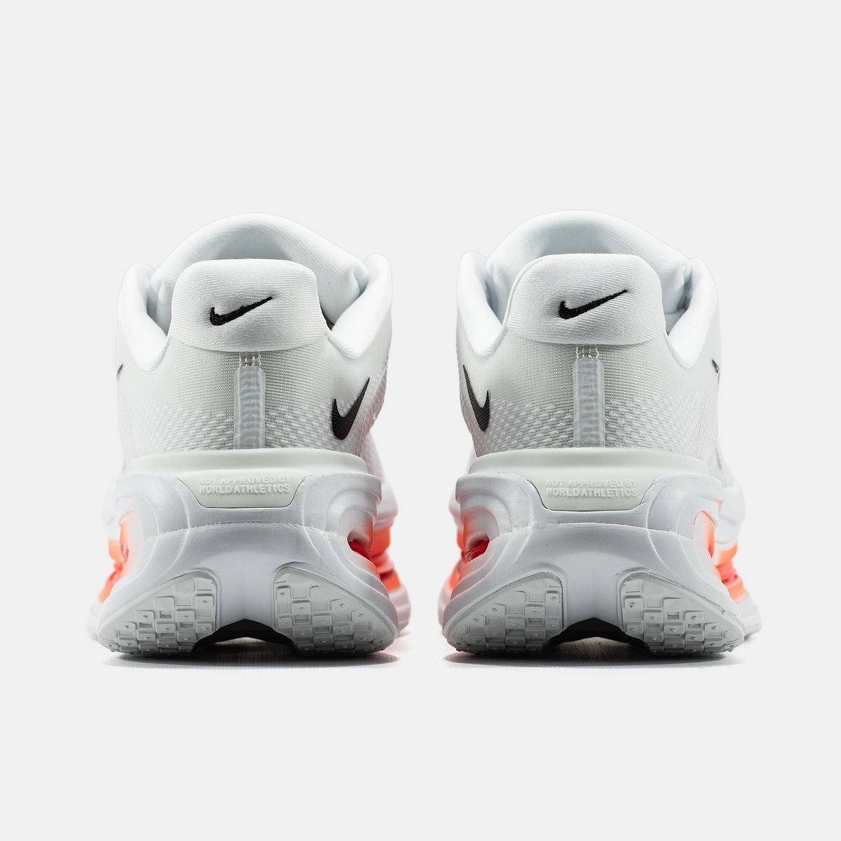 Кросівки Nike Vomero Premium 3023 фото