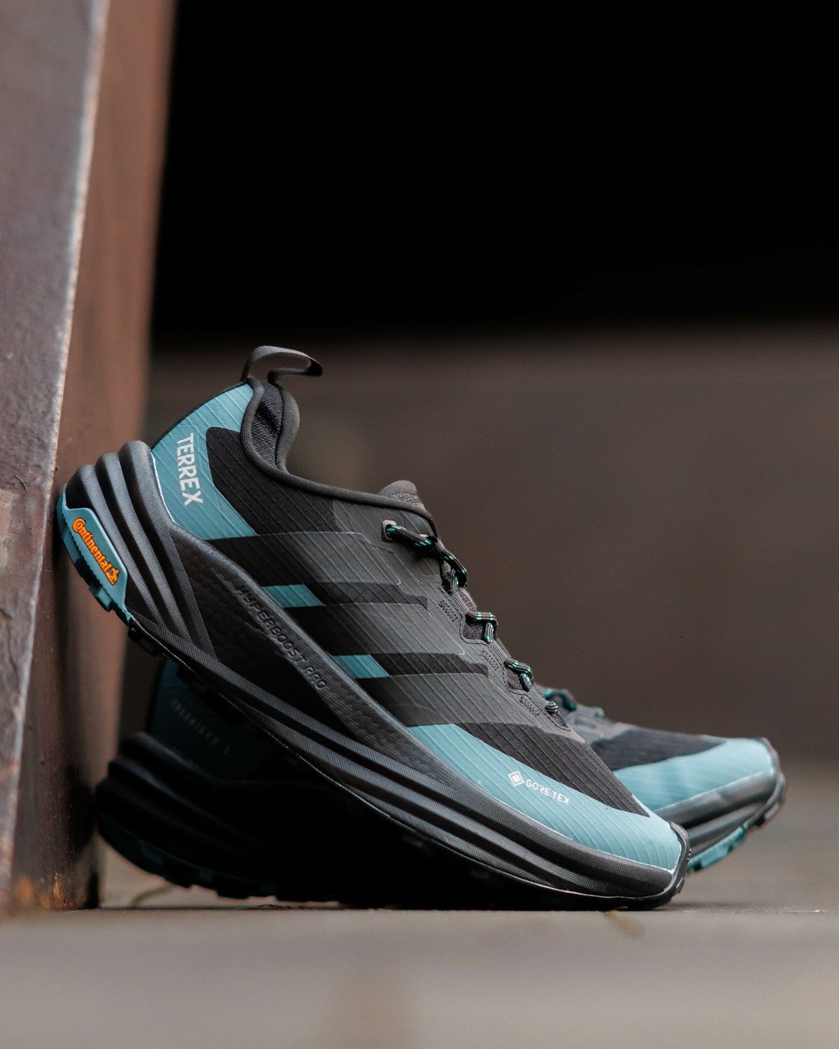 Кросівки Adidas Terrex Freehiker 3 Low Gore-Tex Pulse Mint AD124 фото