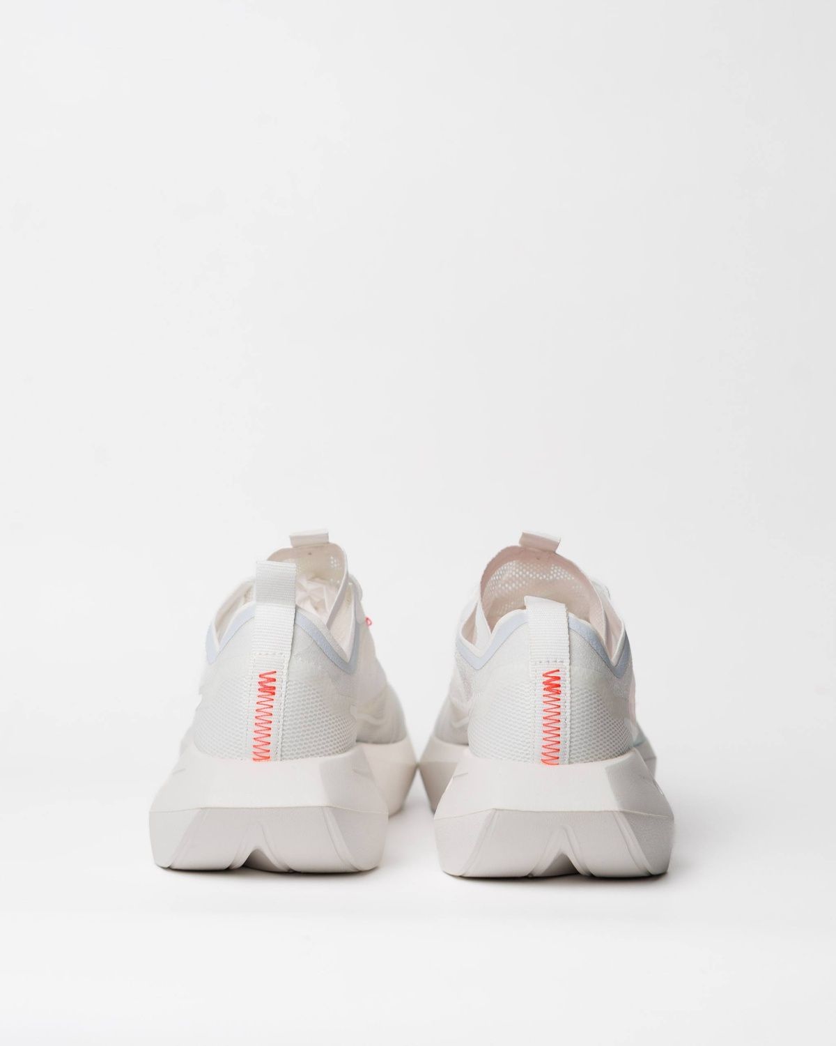 Кросівки Nike Vista Lite White Red NK148 фото Кросівки Nike Vista Lite White Red NK148 фото