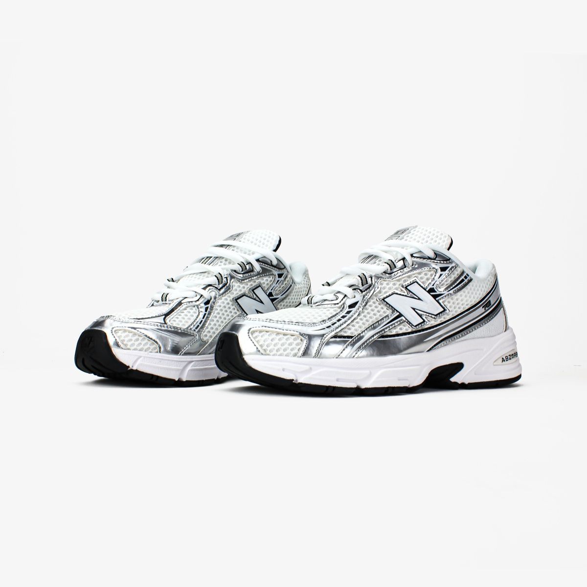 Кросівки New Balance 740v2 "White Silver Black" 0913 фото