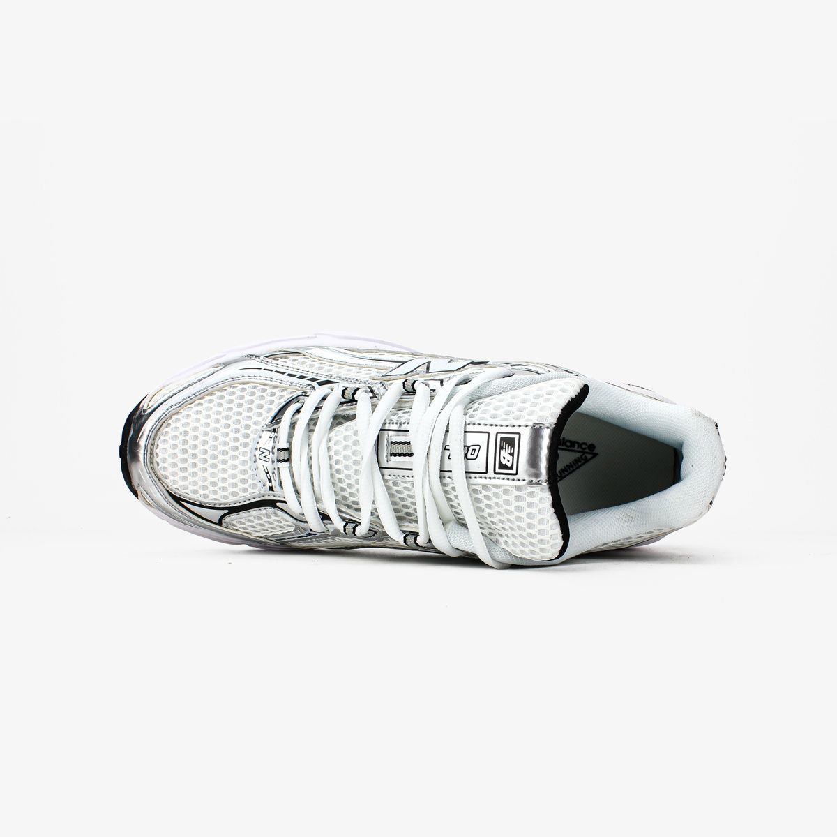 Кросівки New Balance 740v2 "White Silver Black" 0913 фото