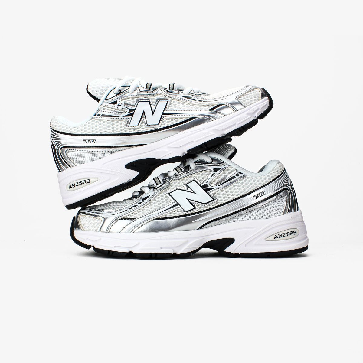Кросівки New Balance 740v2 "White Silver Black" 0913 фото