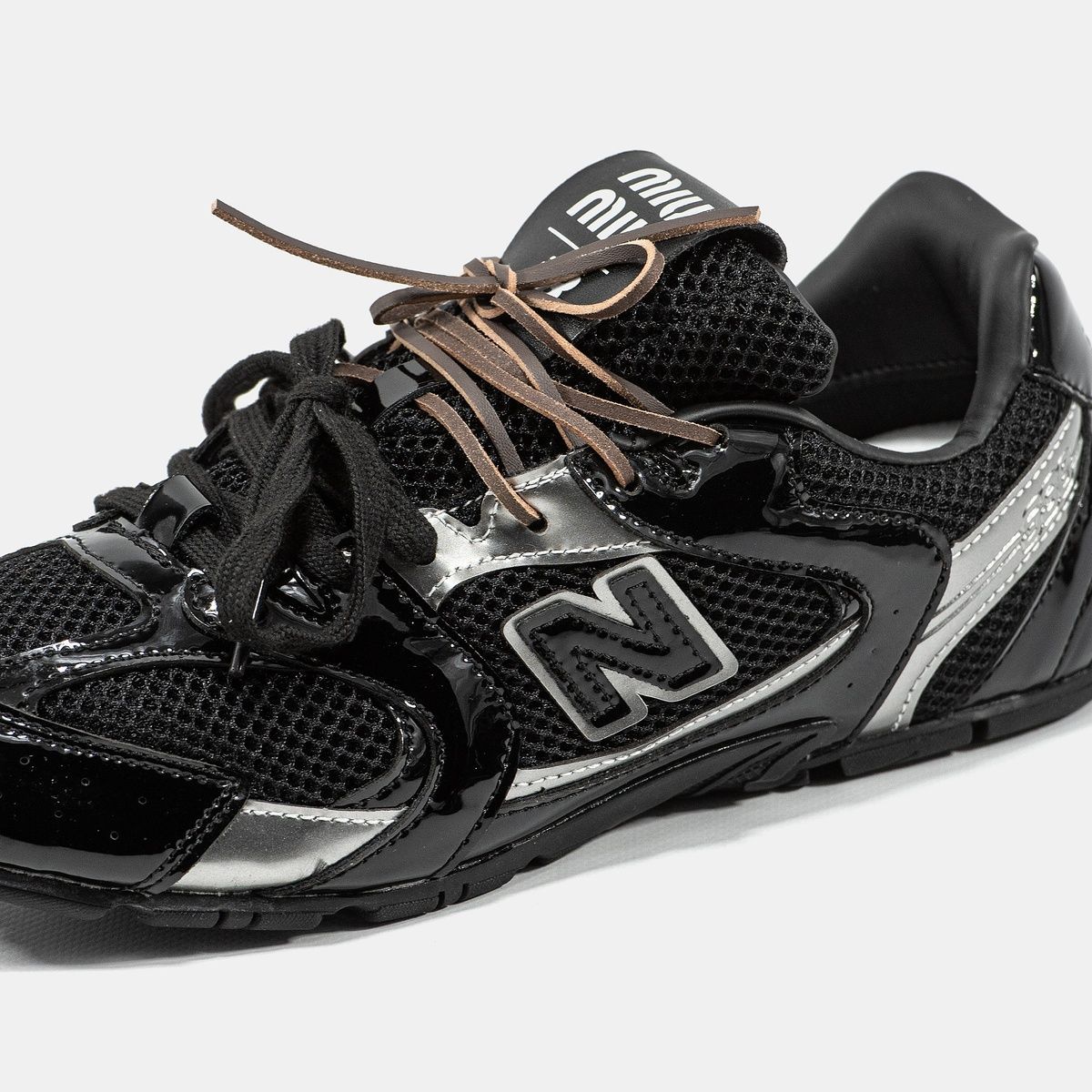 Кросівки New Balance 530 x Miu Miu 3007 фото
