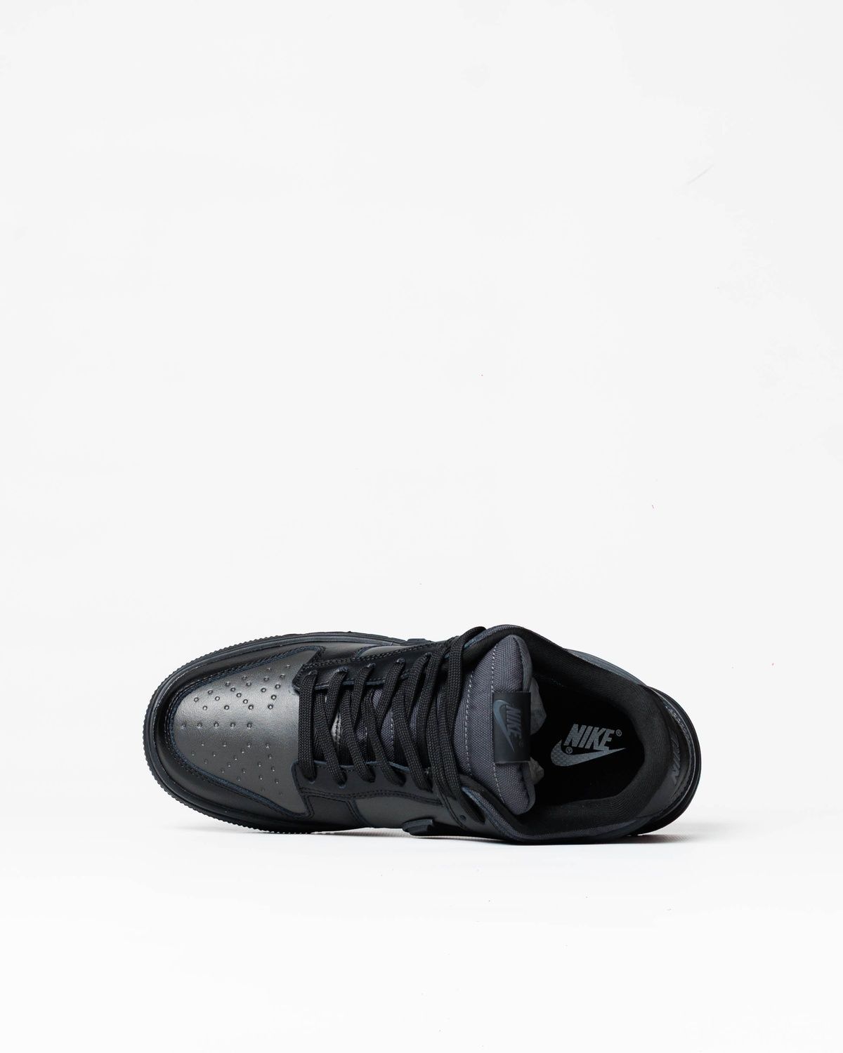 Кросівки Nike Dunk Low Gore-Tex Triple Black NK391 фото