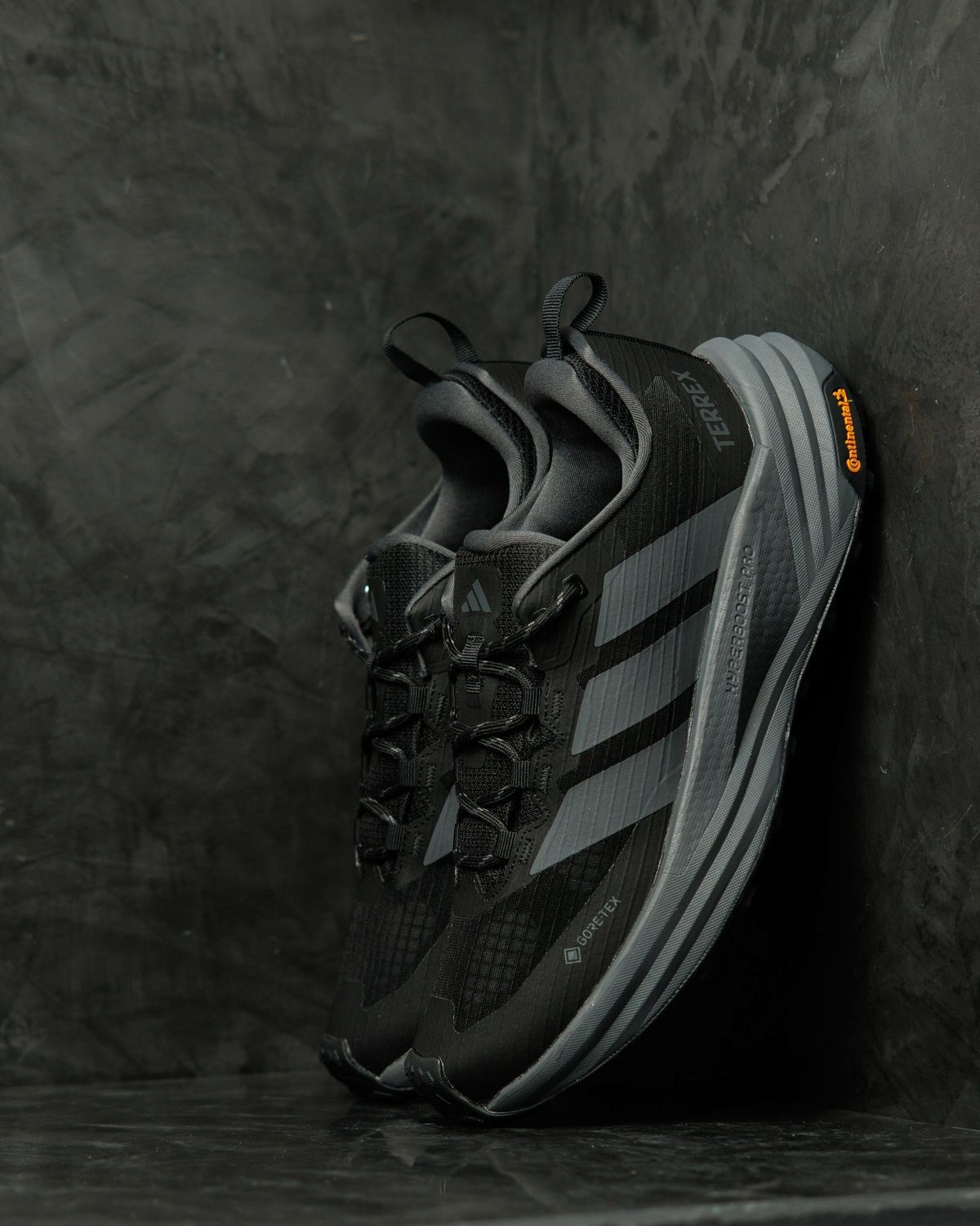 Кросівки Adidas Terrex Freehiker 3 Low Gore-Tex Black Grey AD125 фото