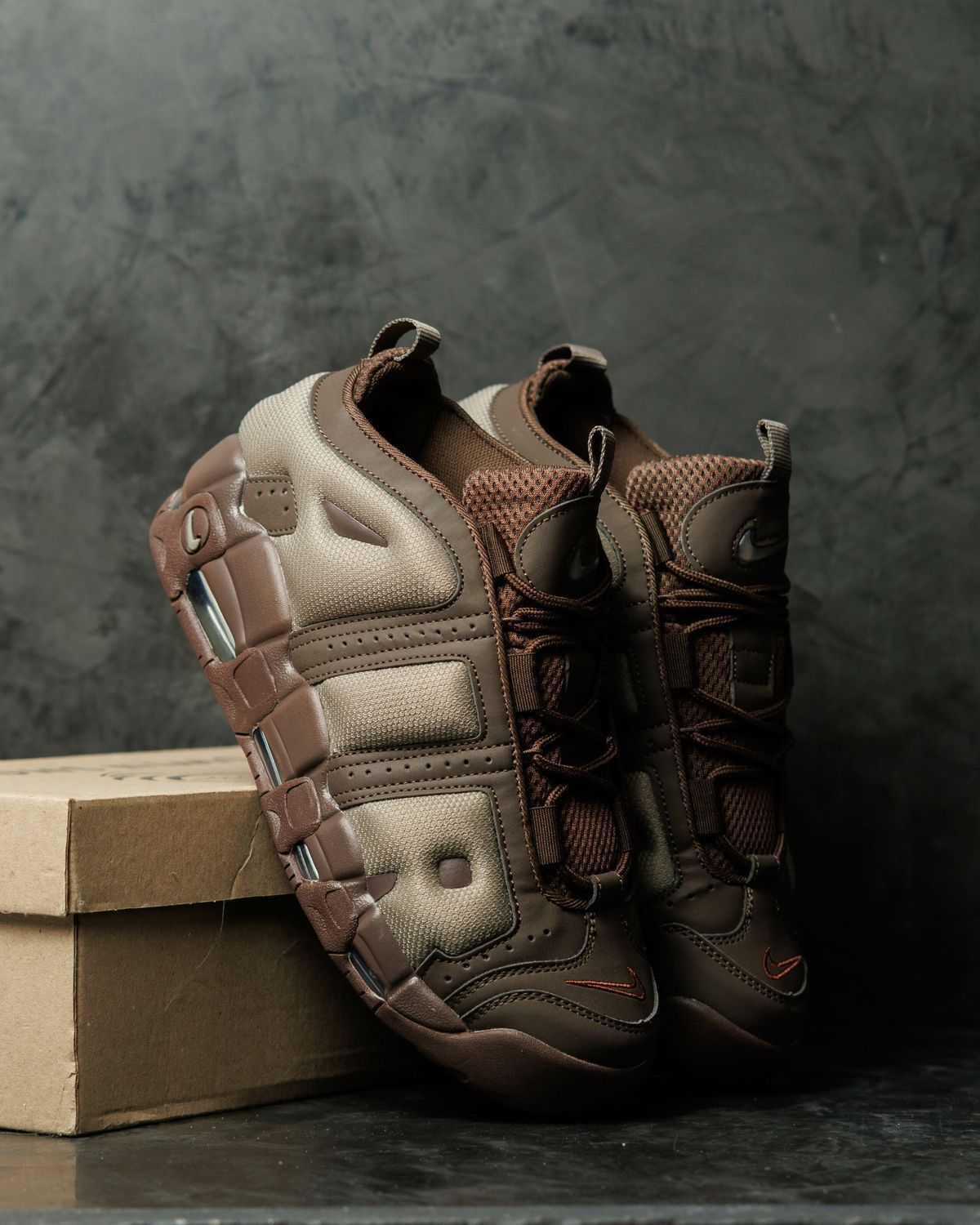 Кросівки Nike Air More Uptempo Low Baroque Brown NK387 фото