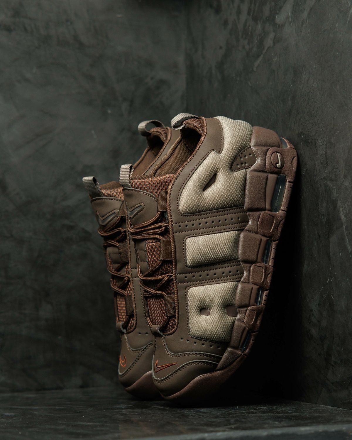 Кросівки Nike Air More Uptempo Low Baroque Brown NK387 фото