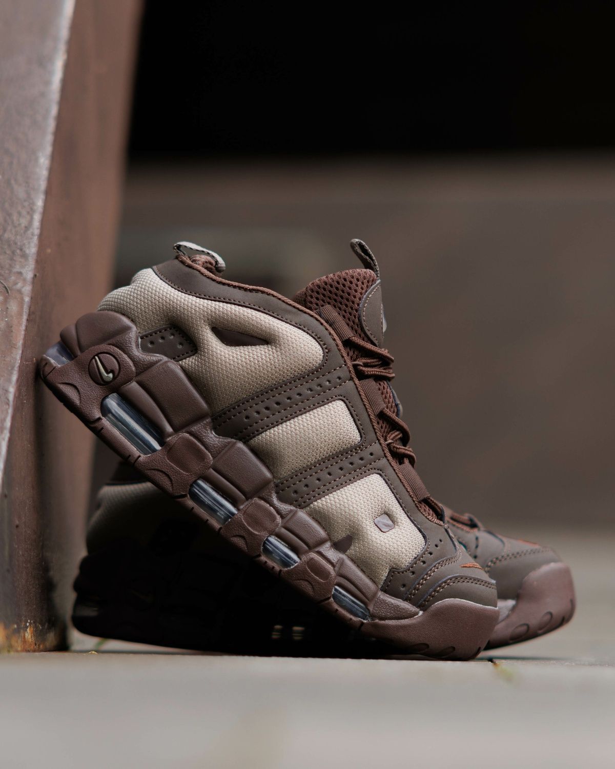 Кросівки Nike Air More Uptempo Low Baroque Brown NK387 фото