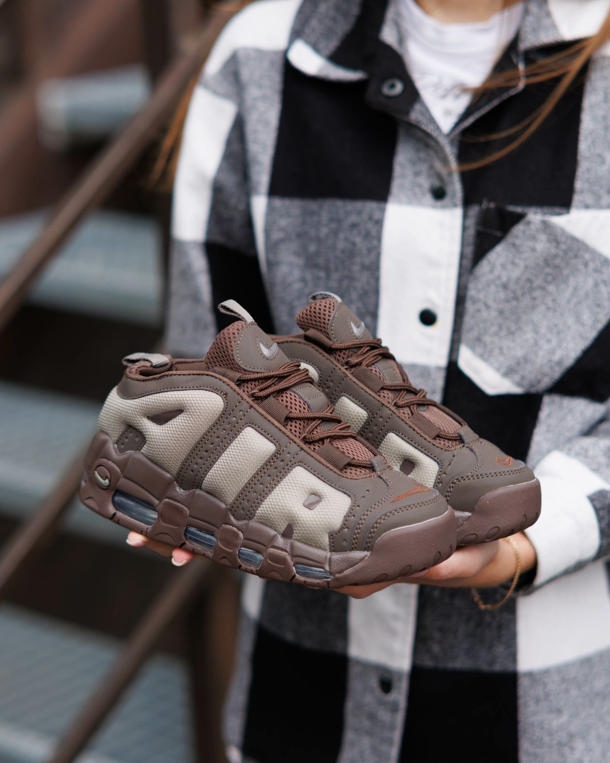 Кросівки Nike Air More Uptempo Low Baroque Brown NK387 фото