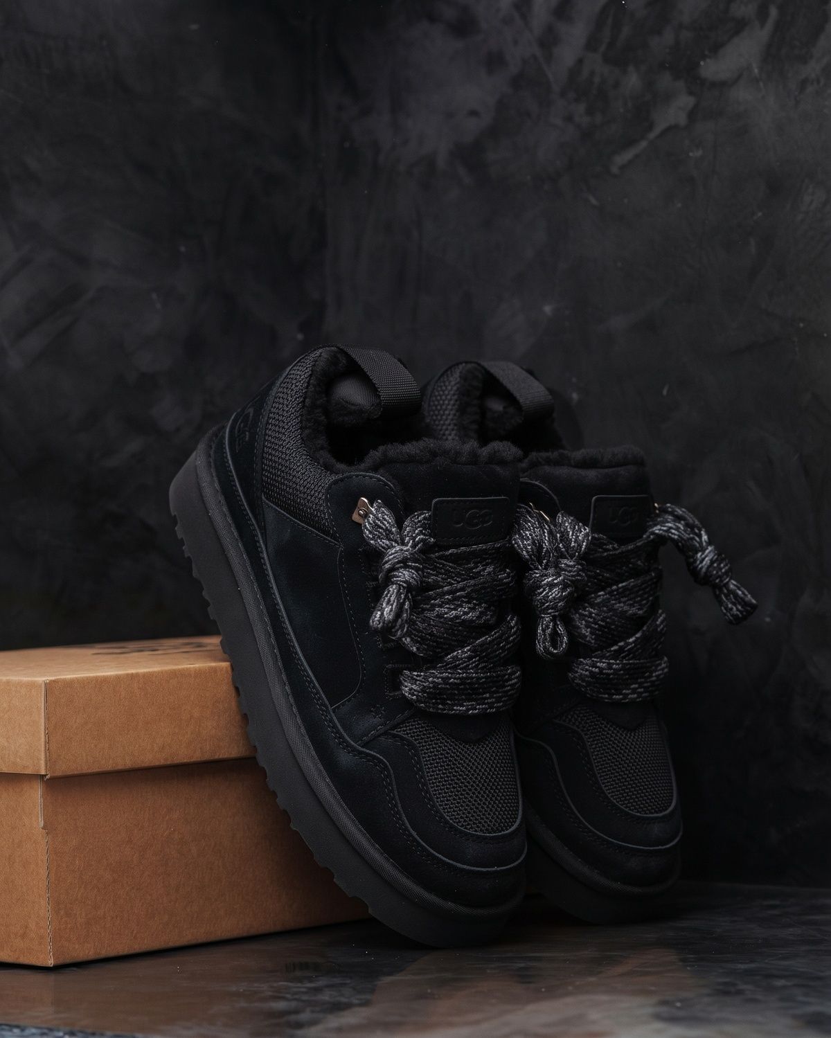 UGG Lowmel Sneaker Black UG009 фото