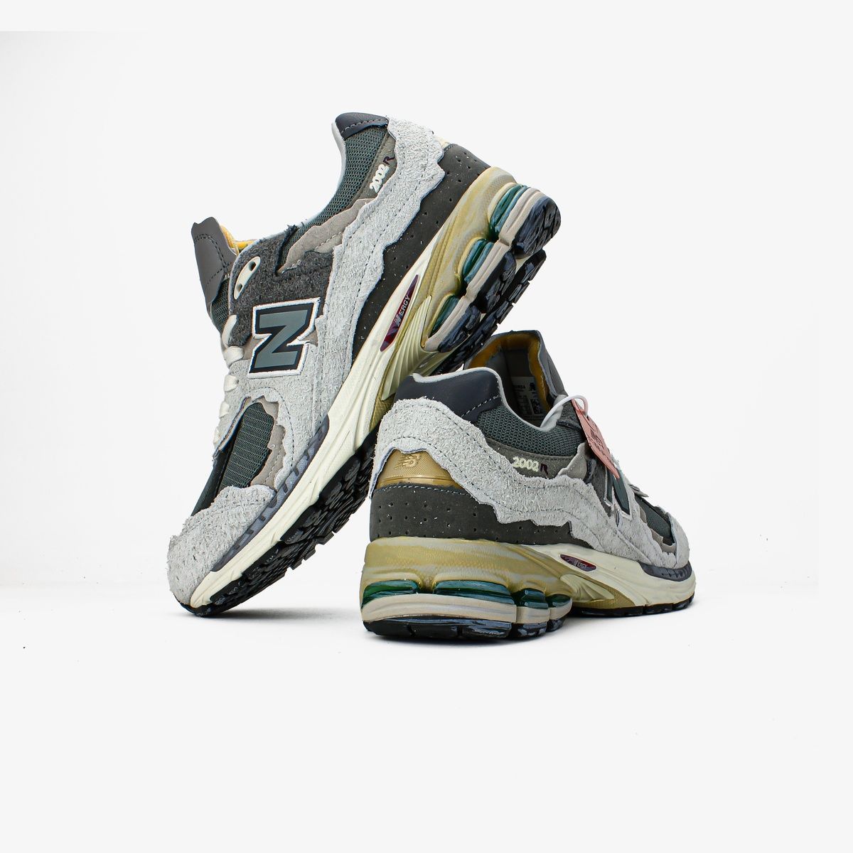 Кросівки New Balance 2002R Protection Pack RAIN CLOUD 0606 фото