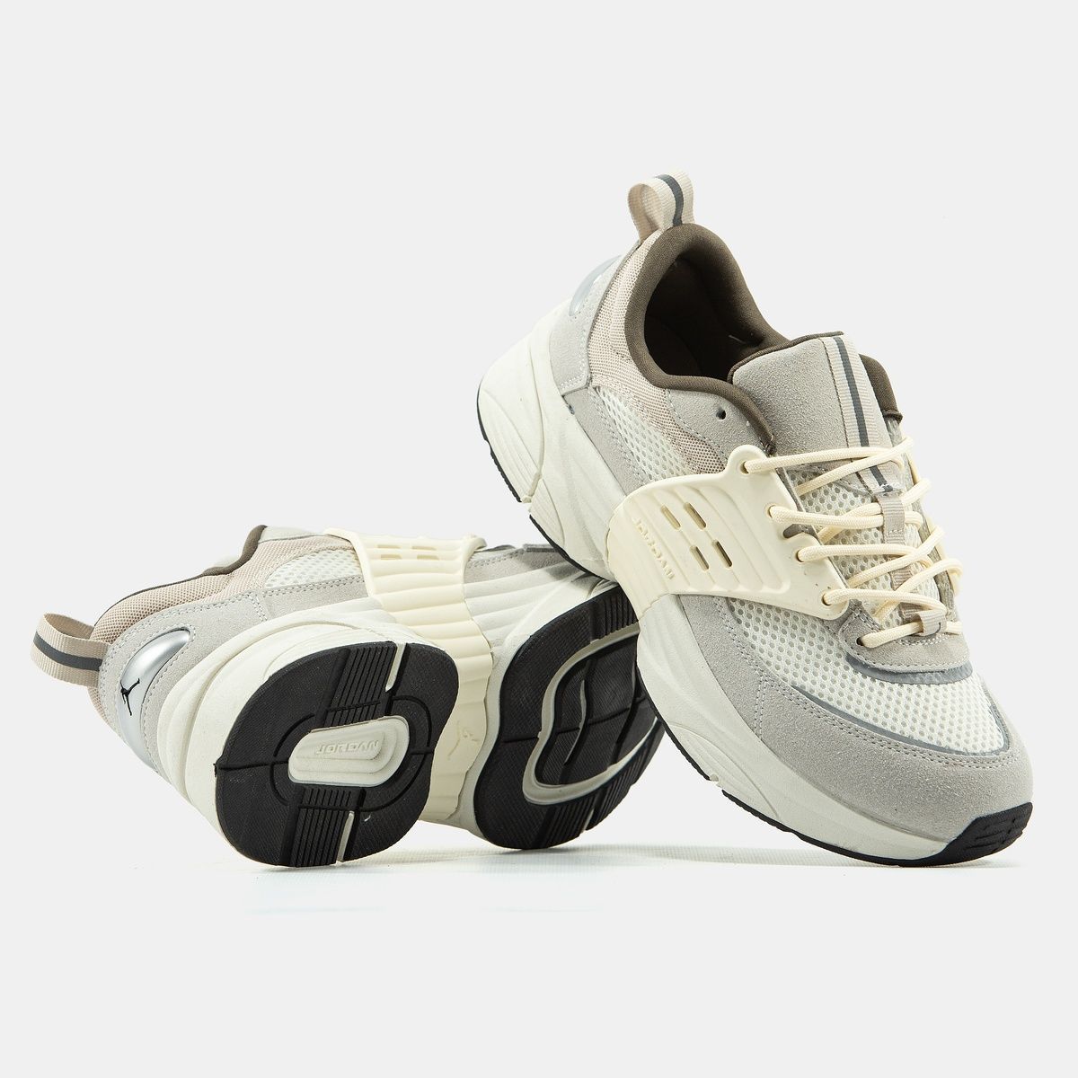 Кросівки Nike Air Jordan Trunner 2995 фото