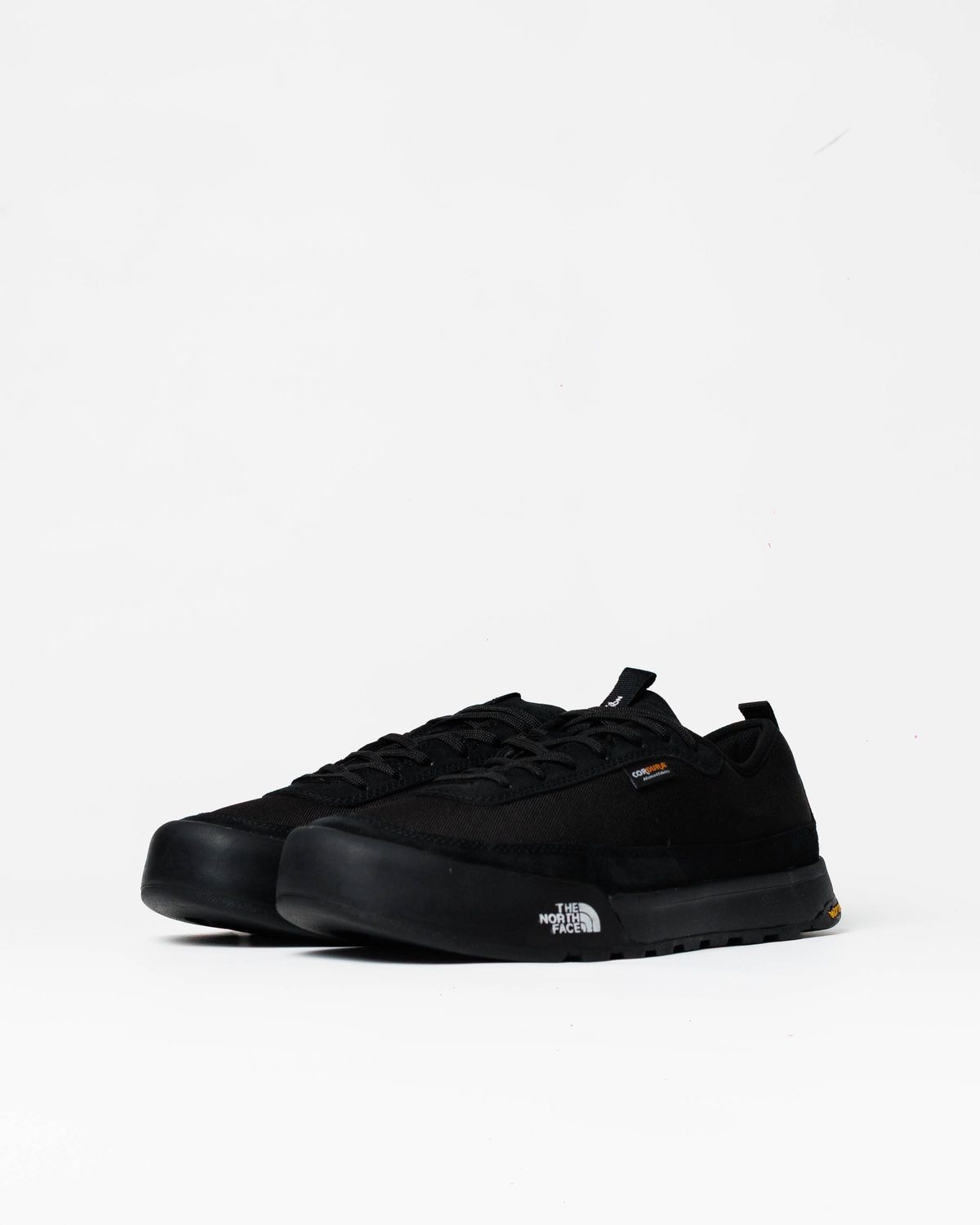 Кросівки The North Face Clyffe Trainers Black TN003 фото