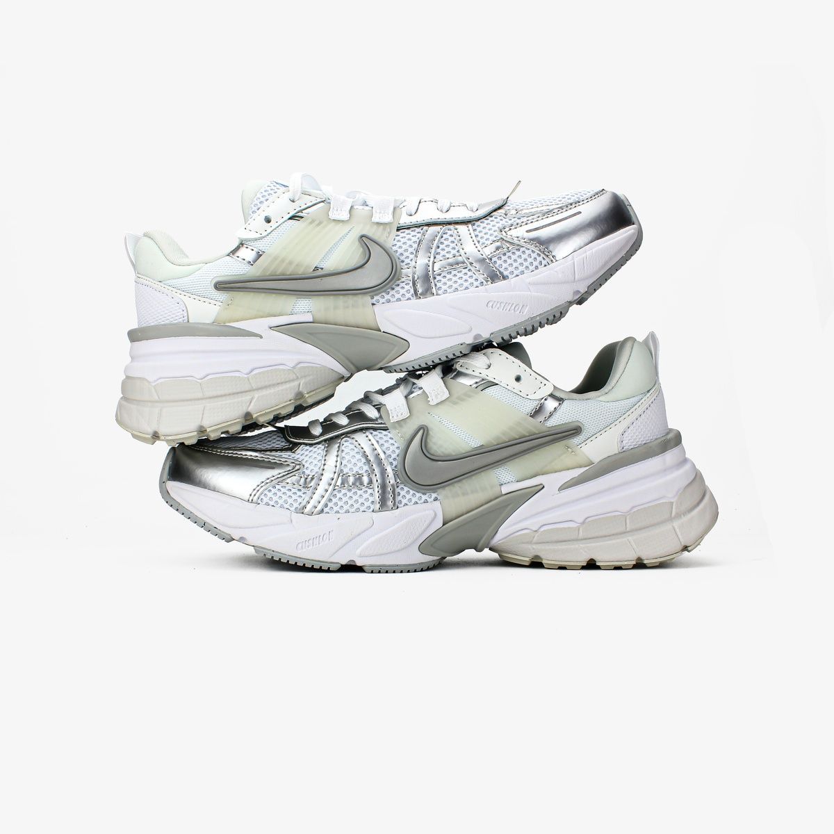 Кросівки Nike V2K Runtekk "Metallic Silver " 0926 фото