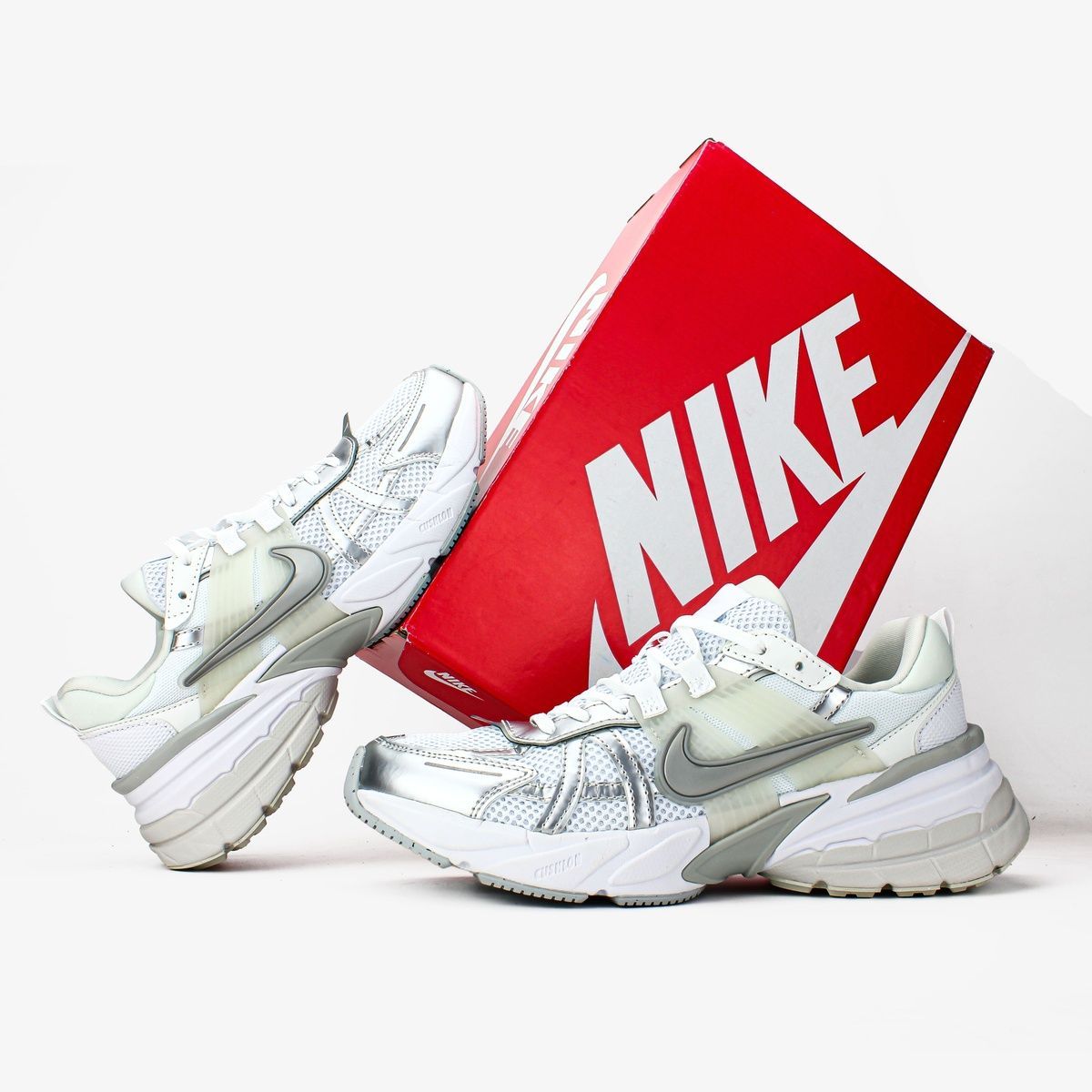 Кросівки Nike V2K Runtekk "Metallic Silver " 0926 фото