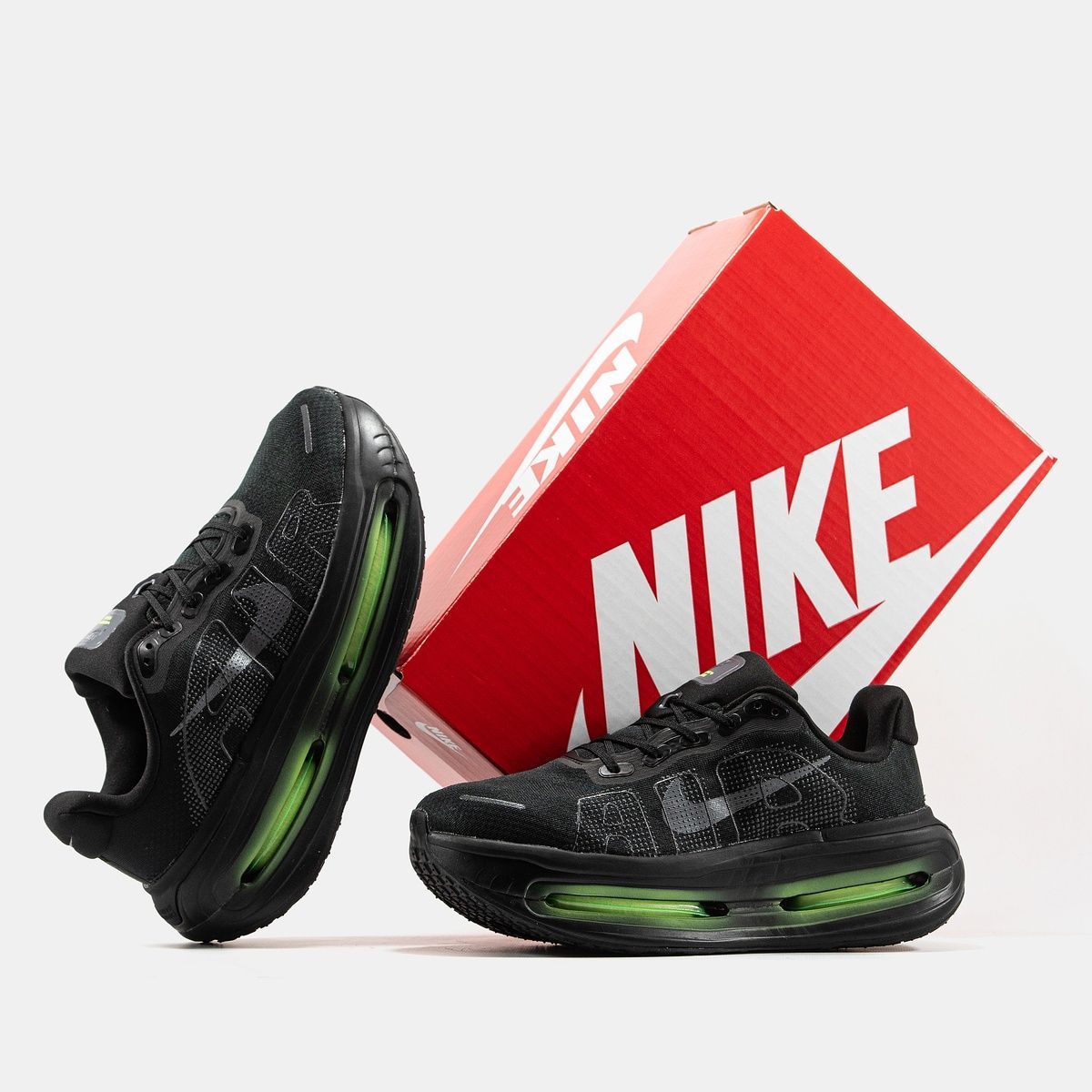 Кросівки Nike Vomero Premium 3021 фото
