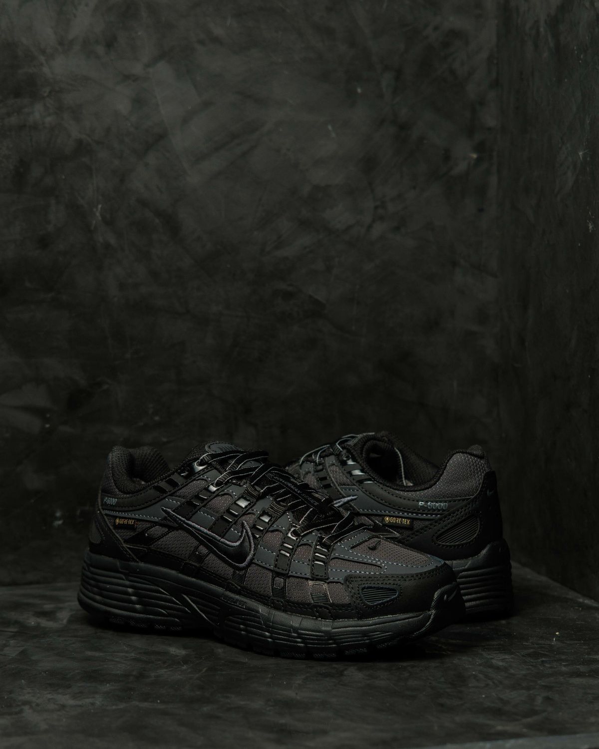 Кросівки Nike P-6000 Triple Black Gore-Tex NK378 фото