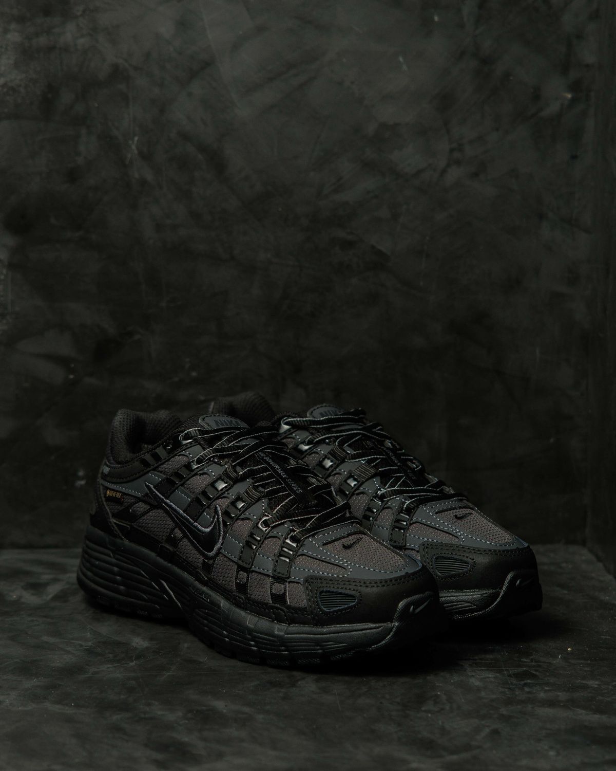 Кросівки Nike P-6000 Triple Black Gore-Tex NK378 фото