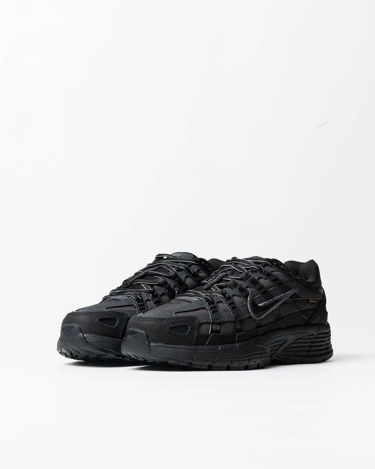 Кросівки Nike P-6000 Triple Black Gore-Tex NK378 фото