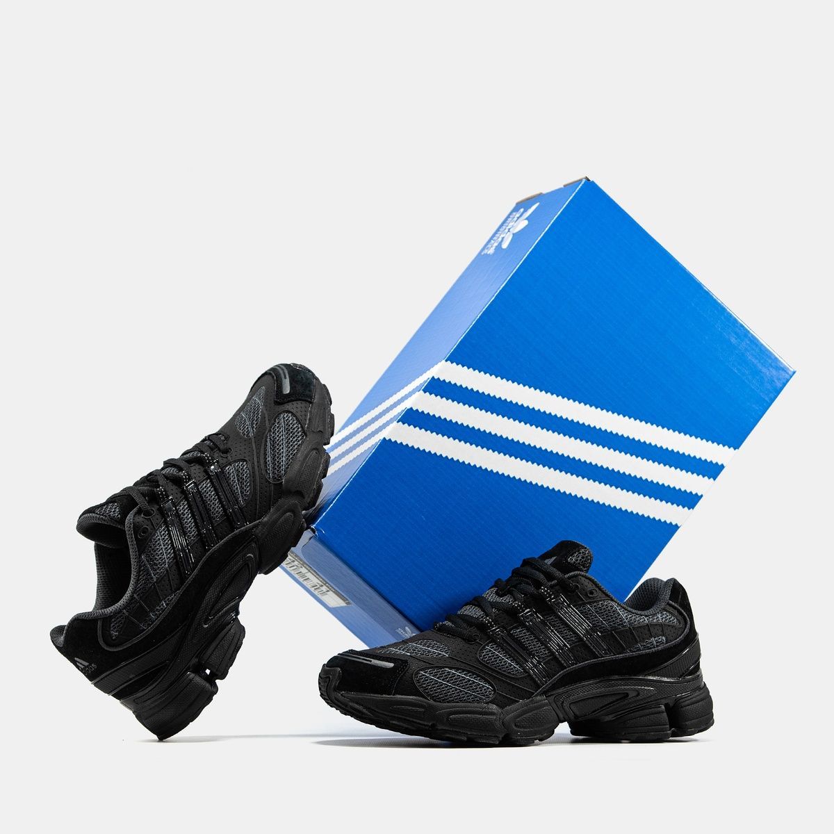 Кросівки Adidas Ozweego Pro 3042 фото