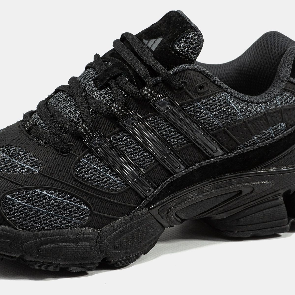 Кросівки Adidas Ozweego Pro 3042 фото