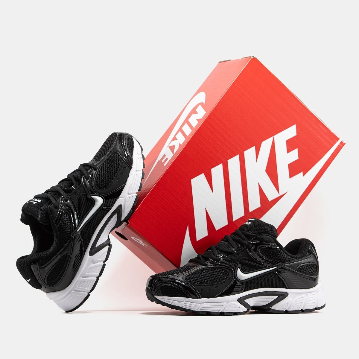 Кросівки Nike V5 RNR 3051 фото