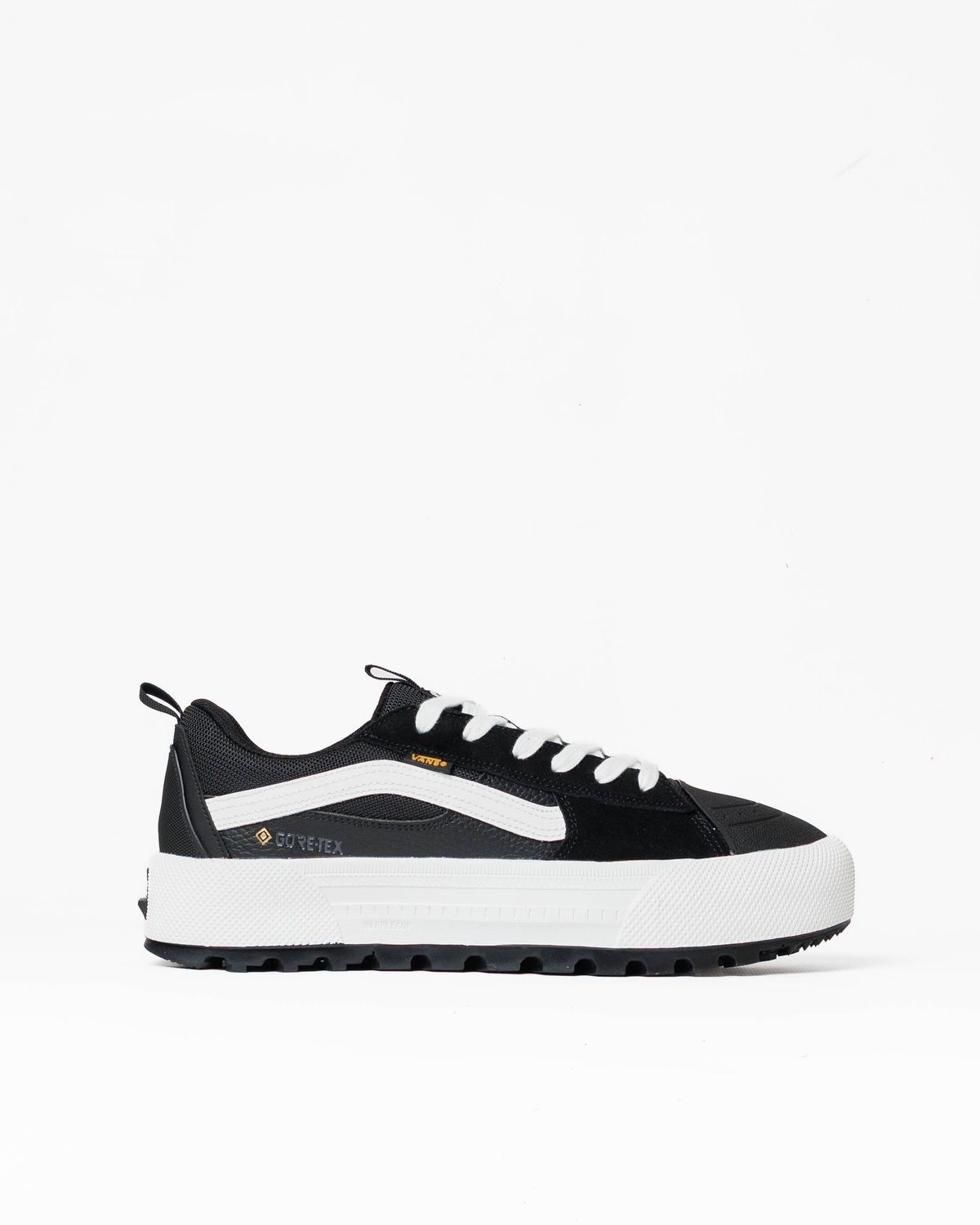 Кросівки Vans Old Skool MTE-1 Gore-Tex Black White VN004 фото